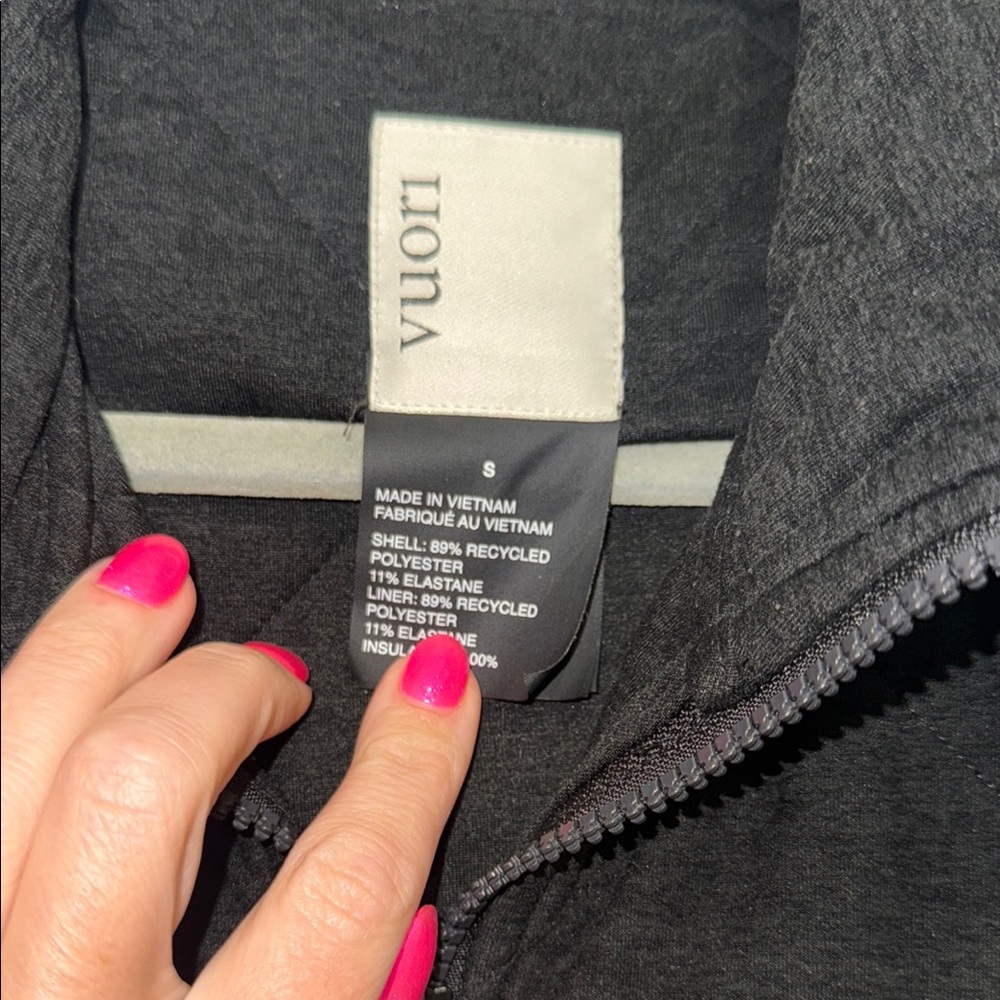 Vuori Black Zip-Up Jacket small - Picture 5 of 8